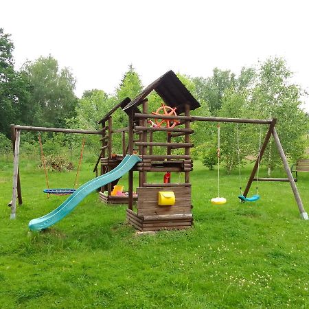 Szalas W Gorach Izerskich, Blisko Swieradow Zdroj I Zamek Czocha, Agroturystyka, Ogrzewanie, Klimatyzacja , Plac Zabaw, Ognisko Z Rusztem I Kijkami, Zywe Zwierzeta, Latem Basen Mirsk Buitenkant foto